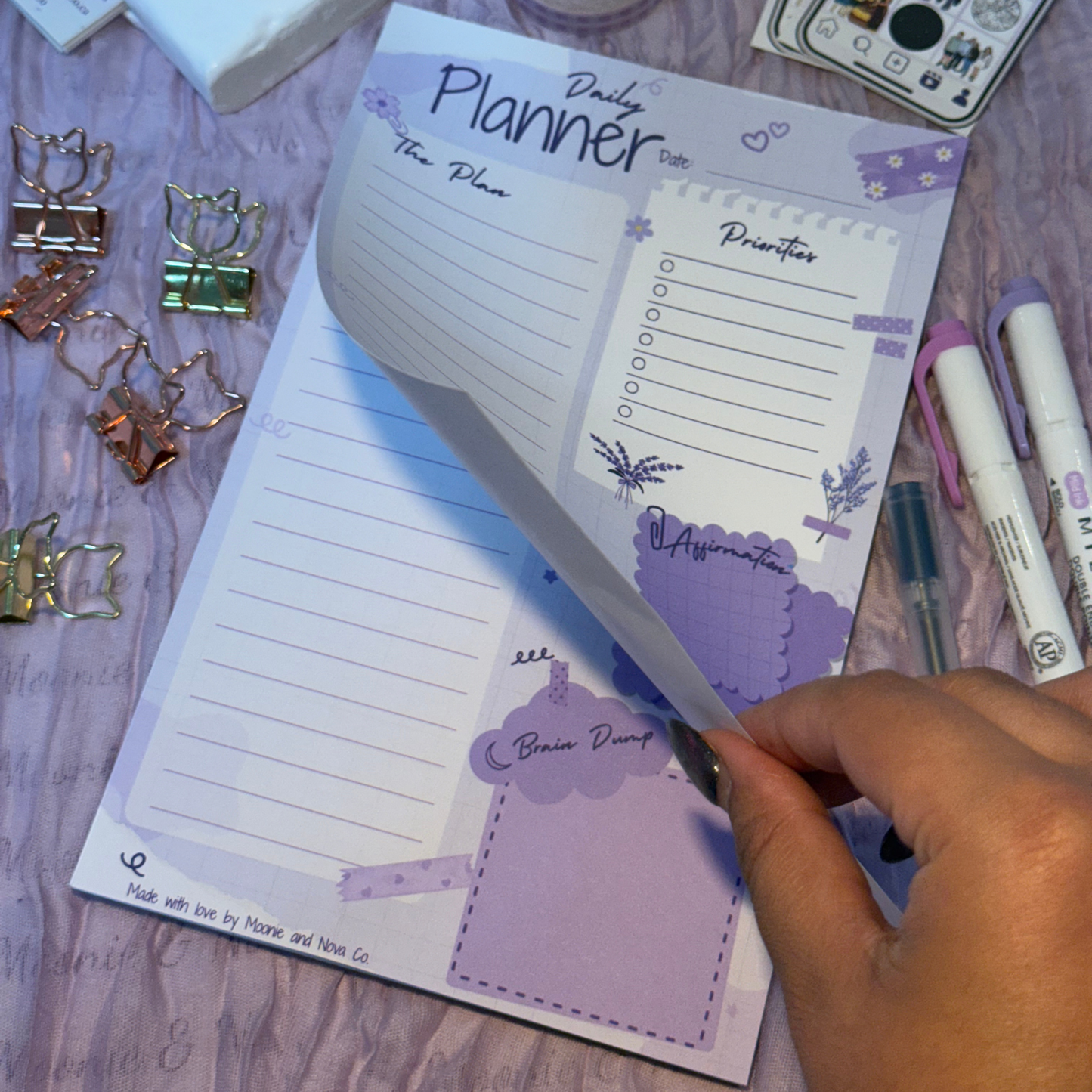 Signature Daily Planner Notepad