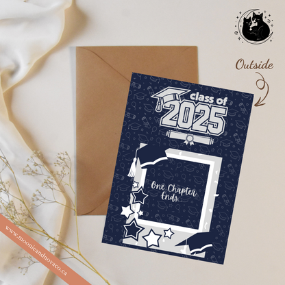 « Promotion 2025 – Un chapitre se tourne » Carte de remise des diplômes